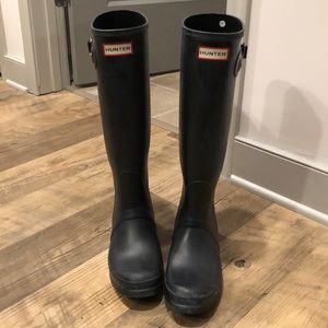 Hunter Original Tall Rain Boots - Black - like new